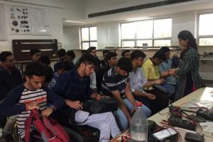 Students get lessons on PPT, get acquainted with electronic tools during Bridge Programme