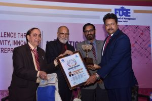 Prof. (Dr.) Sanjay Srivastava, MD, MREI bestowed with “Excellence Award for Academic Leadership”