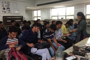 Students get lessons on PPT