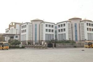 Manav Rachna Dental College 2