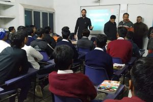 MRIIC organized started workshops for Government School students