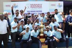 Team Manav Rachna lifts the Champions Trophy