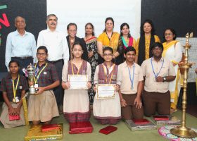 winners-of-the-quiz-competition-along-with-senior-dignitaries-at-the-national-nutrition-week-celebrations