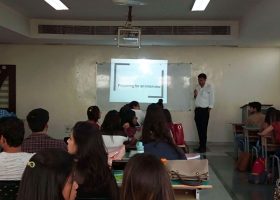 Department of English, Manav Rachna International University organized a guest lecture (2)