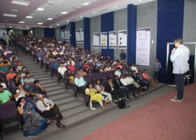 Corporate Leaders share their entrepreneurial journey with students of Manav Rachna (2)