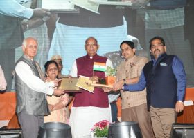 Sh. Arun Maira being bestowed with the award